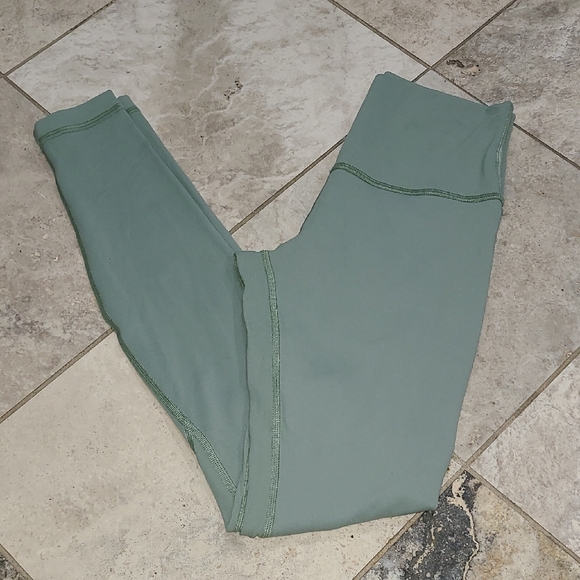 lululemon athletica Green Leggings - Picture 1 of 7